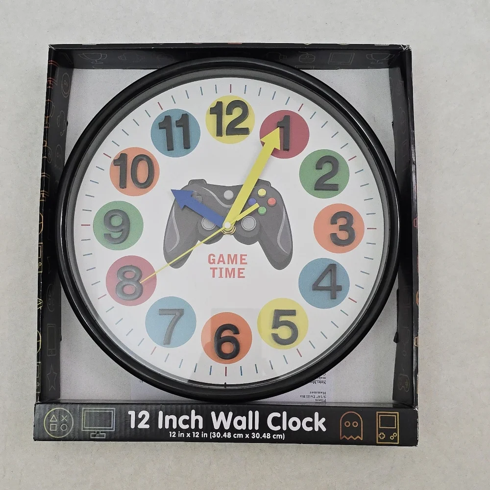 New Video Gamers Wall Clock Analog 12